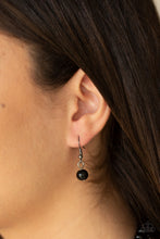 Load image into Gallery viewer, Paparazzi Accessories - Bow Before The Queen - Black