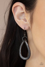 Load image into Gallery viewer, Paparazzi Accessories - Industrial Intimidation - Black