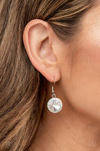 Load image into Gallery viewer, Paparazzi Accessories - Spotlight Stunner
