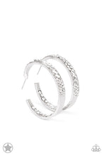 Load image into Gallery viewer, Paparazzi Accessories - GLITZY By Association