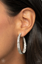 Load image into Gallery viewer, Paparazzi Accessories - GLITZY By Association