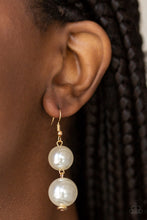 Load image into Gallery viewer, Paparazzi Accessories - New York Nightlife - Gold
