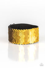 Load image into Gallery viewer, Paparazzi Accessories - Mer-mazingly Mermaid - Gold
