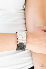 Load image into Gallery viewer, Paparazzi Accessories - Mer-mazingly Mermaid - Gold
