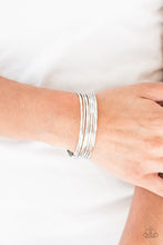 Load image into Gallery viewer, Paparazzi Accessories - Timelessly Textured - Silver
