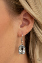 Load image into Gallery viewer, Paparazzi Accessories - Killer Knockout - White

