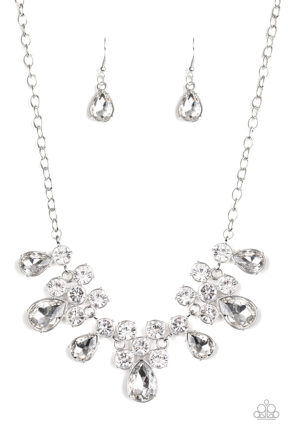 Paparazzi Accessories - Debutante Drama - White