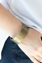 Load image into Gallery viewer, Paparazzi Accessories - Garden Variety - Brass
