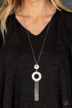 Load image into Gallery viewer, Paparazzi Accessories - Sassy As They Come - White
