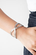 Load image into Gallery viewer, Paparazzi Accessories - Infinitely Iridescent - Silver
