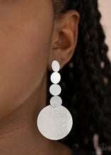 Load image into Gallery viewer, Paparazzi Accessories - Idolized Illumination - Silver
