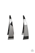 Load image into Gallery viewer, Paparazzi Accessories - Underestimated Edge - Black
