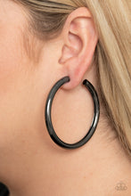 Load image into Gallery viewer, Paparazzi Accessories - Curve Ball - Black
