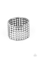 Load image into Gallery viewer, Paparazzi Accessories Cool and CONNECTED - Silver
