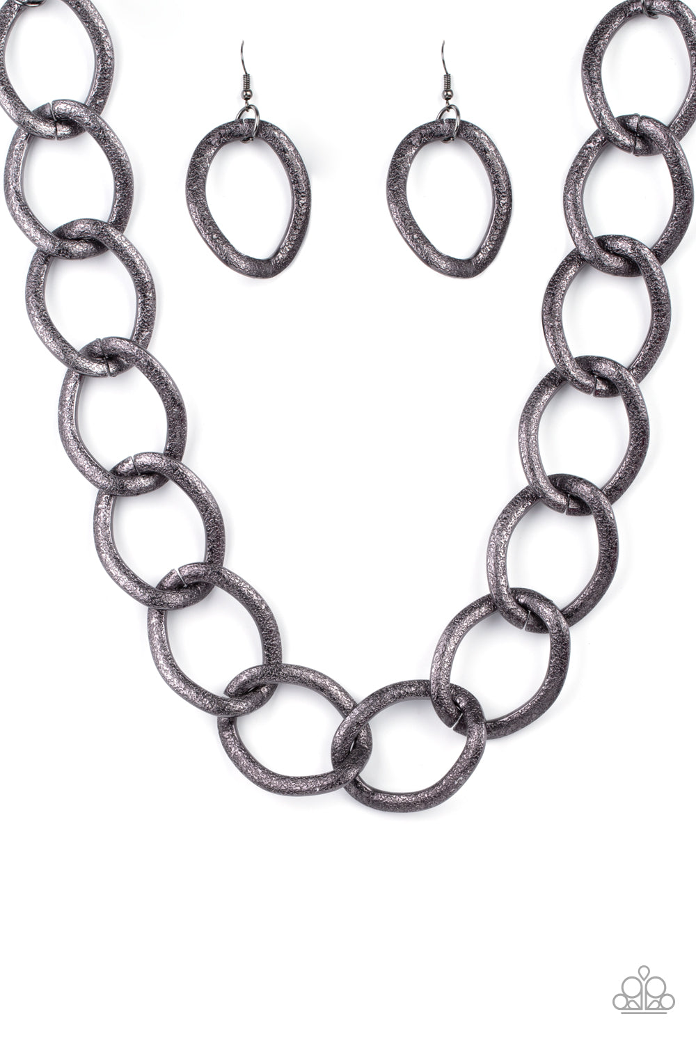 Paparazzi Accessories - Industrial Intimidation - Black