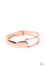 Load image into Gallery viewer, Paparazzi Accessories - Couture-Clutcher - Copper
