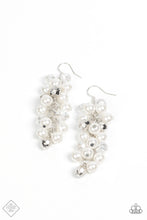Load image into Gallery viewer, Paparazzi Accessories - Pursuing Perfection - White

