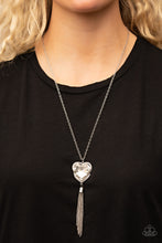 Load image into Gallery viewer, Paparazzi Accessories - Finding My Forever - White
